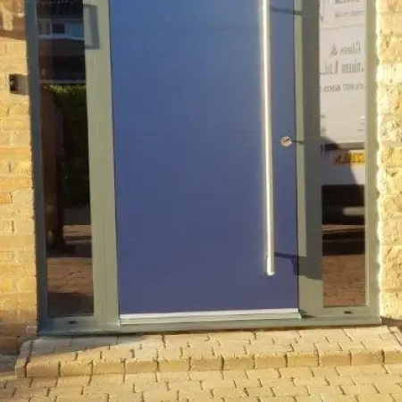 Smart Designer Door & Sidelights: Click Here To View Larger Image